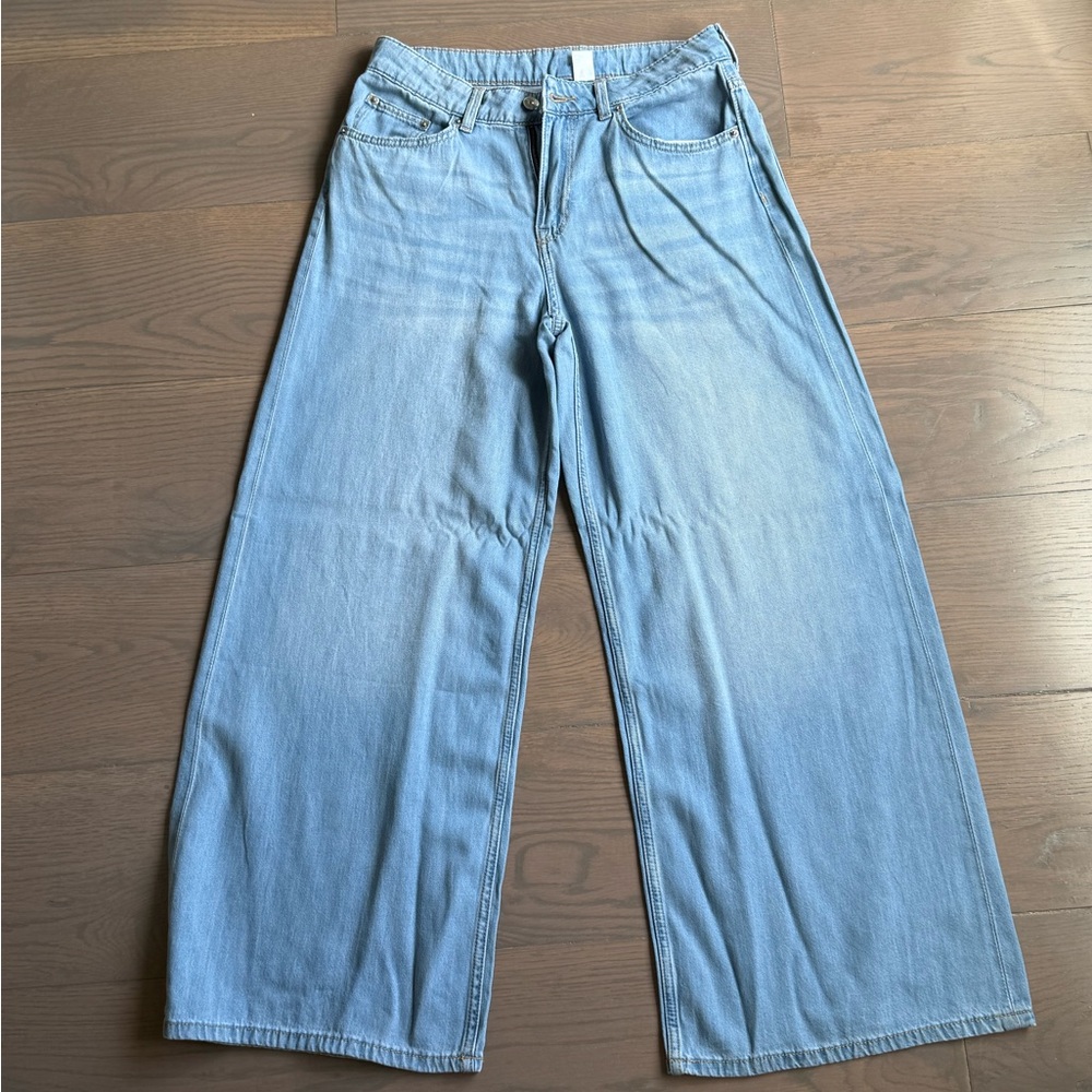 H&M Lightweight Jeans